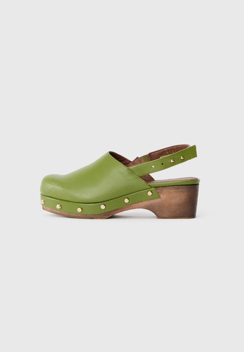 ALOHAS Clogs groen