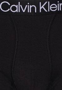 Calvin Klein Underwear TRUNK 3 PACK MODERN STRUCTURE COTTON - Ozke boksarice - black/red/faded grey