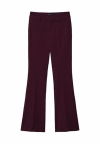 Ciemno-bordowe spodnie o wysokim stanie z pętlami na pasek, o prostym kroju i subtelnych przodach, eksponowane na białym tle.