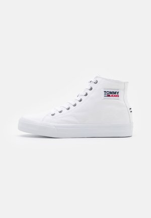 MID CUT LONG LACE UP - Vysoké tenisky - white