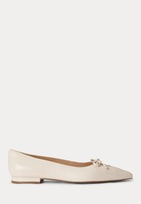 Δεν επιλέχθηκε, soft white