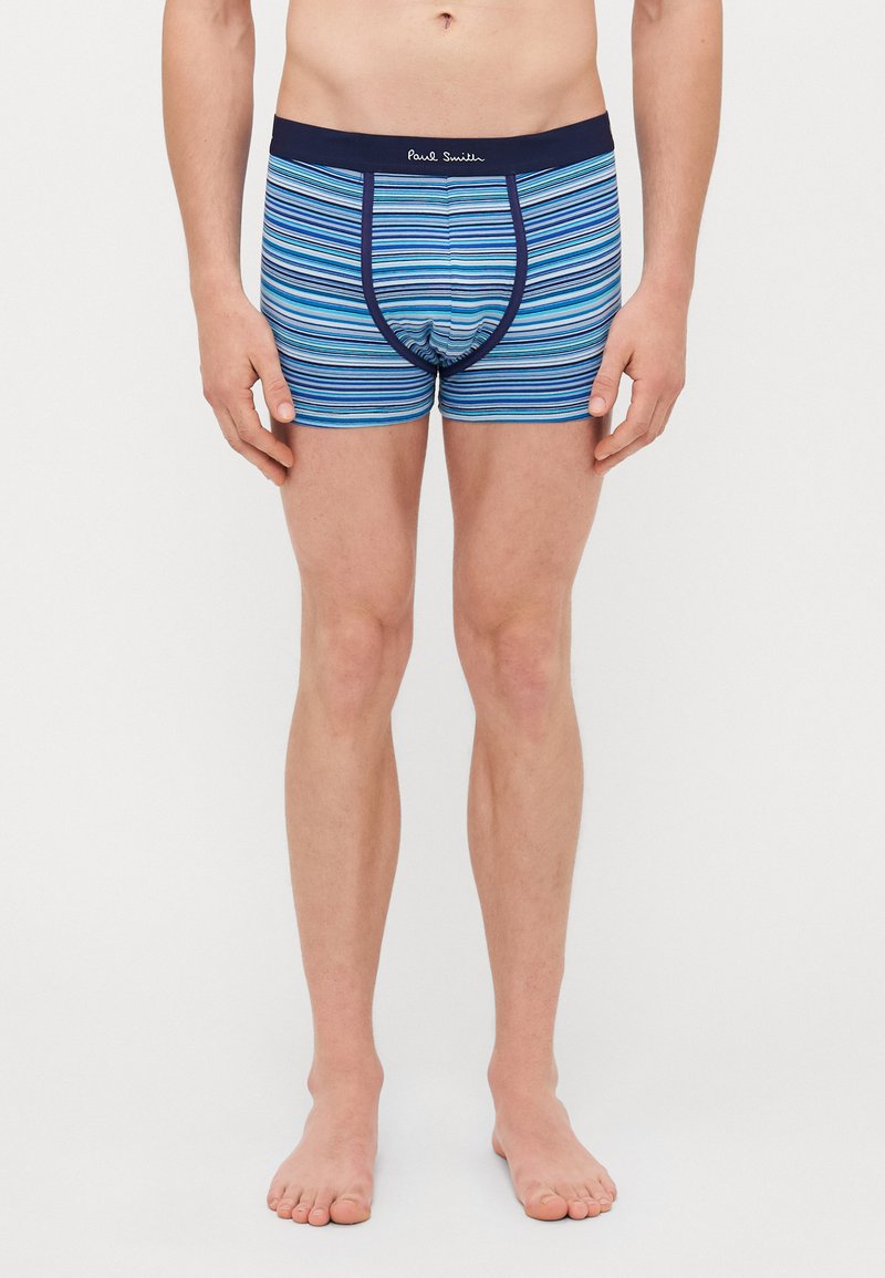 Boxer-briefs pour hommes avec des rayures horizontales bleues et vertes, en tissu doux, taille élastique avec le logo "Paul Smith", design ajusté.