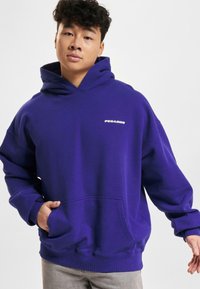 Pegador LOGO OVERSIZED  - Kapuutsiga pusa - washed endless blue