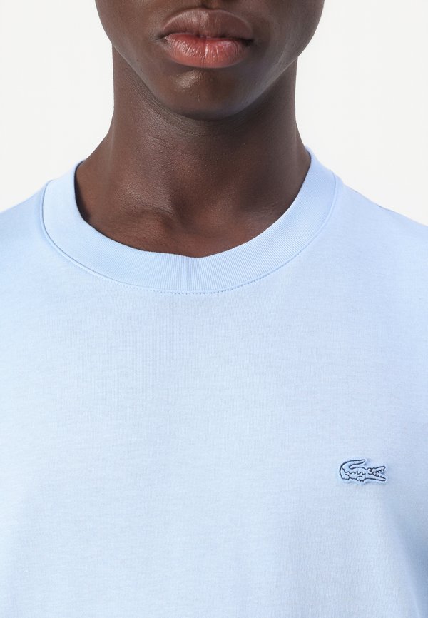 Basic T-shirt - overview3