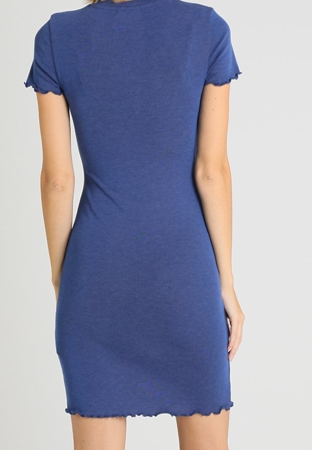 Amazon Essentials Robe Courte à Volants Femme – Coton Doux, Coupe Ajustée Évasée, Col Rond, Look Décontracté Tendance