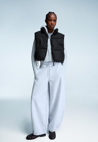 Bershka Vesta - black