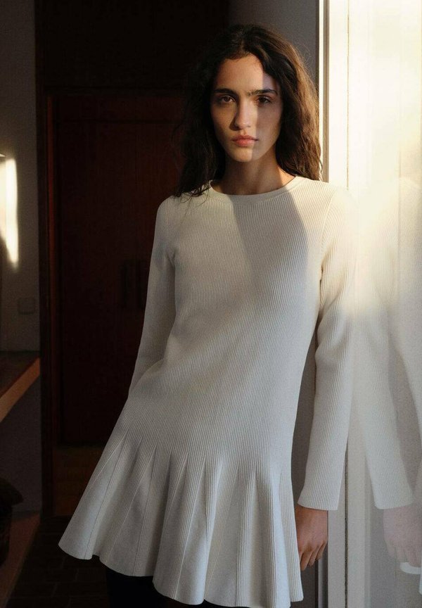 Jumper dress - ecru2