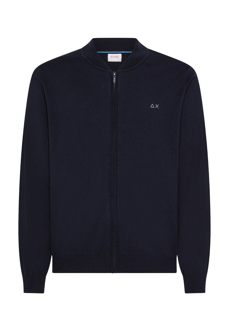 Cardigan zip-up blu navy in tessuto strutturato, con scollatura tonda e polsini a coste. Presenta un piccolo logo sul petto.