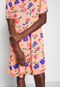 PIECES Tall PCNYA DRESS - Φόρεμα ημέρας - misty rose