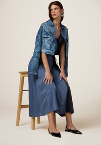 Oltre Vestido informal - blu