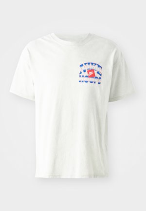 Nike Performance DNA TEE - Print T-shirt - photon dust