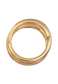 Guldfarvet metalring med en glat, skinnende overflade. Den har et snoet design med en kontinuerlig løkke og ingen synlige udsmykninger.