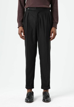 DOUBLE FRONT PLEATS - Stoffhose - black
