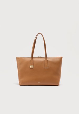 Borsa a mano in pelle color cuoio con doppi manici, ferrature color oro e piccolo nome del marchio in rilievo al centro davanti.