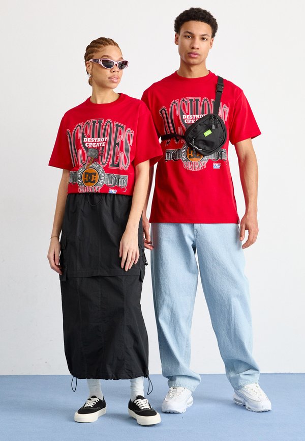 SHY TOWN UNISEX - Print T-shirt2