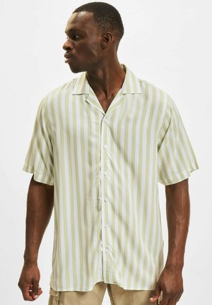KIKO SS  - Shirt - white light green