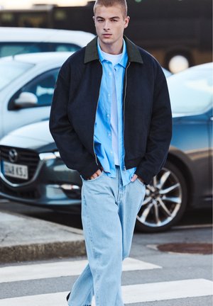 PULL&BEAR, Veste en similicuir - dark blue