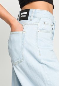 Dr.Denim BELLA - Calças de ganga de corte relaxado - saltwater superlight blue