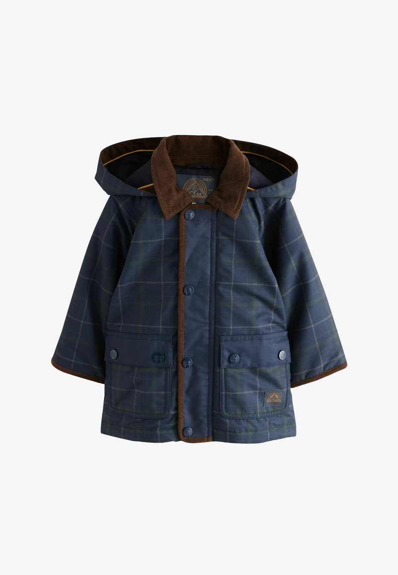 Veste pour tout-petit à carreaux bleu et vert avec col en velours côtelé marron, capuche, fermeture à boutons à l’avant et deux poches avant à rabat sur fond blanc.