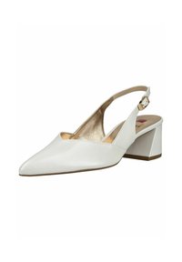 Hvid læder slingback-sko med spids tå, guldfarvet spænde og blokhæl på en hvid baggrund.