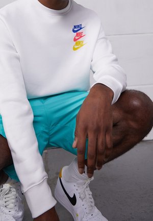 Sweatshirt - white