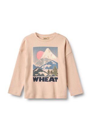 Helles rosa Langarm-Sweatshirt mit einem Berg-Graphic, das den Text "WHEAT", Baum-Akzente und eine Sonnenillustration in Pastellfarben zeigt.