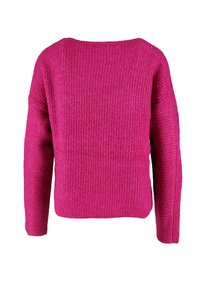 Fuchsia gestrickter Pullover mit langen Ärmeln, einem weiten Rundhalsausschnitt und gerippter Textur. Die Rückansicht zeigt einen geraden Saum und minimale Details.