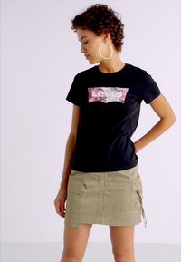 Levi's® T-shirts med print - caviar