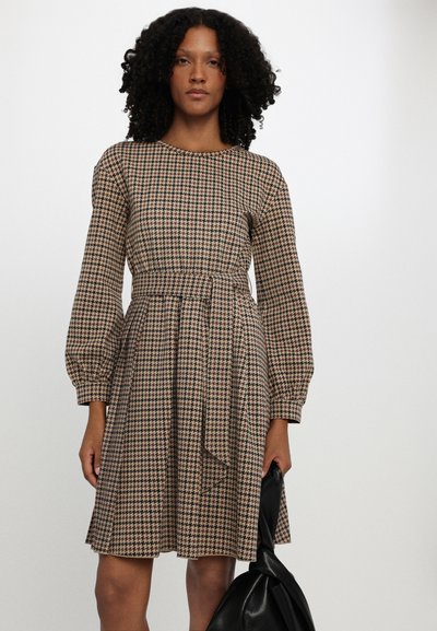 WEEKEND MaxMara VETTA - Rochie de zi - cammello