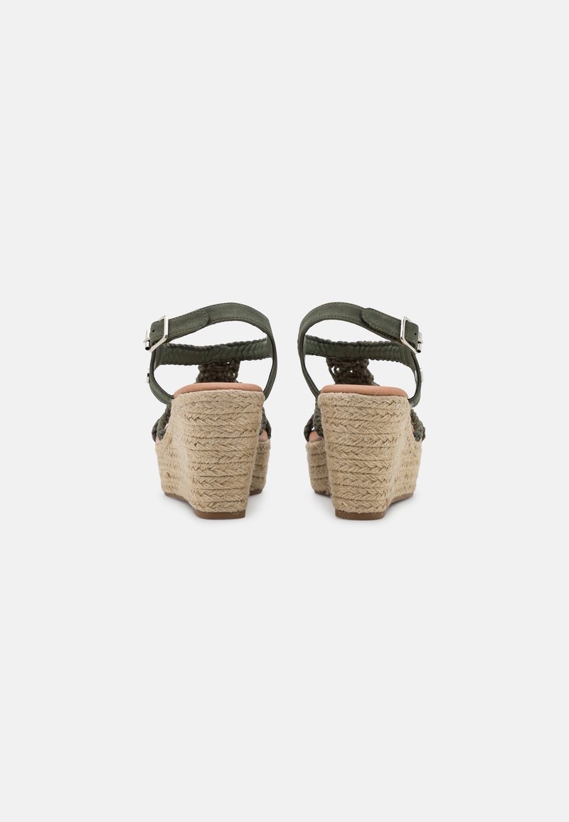 Rieker Stijlvolle Sleehaksandaal Beige Dames