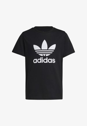 Sort Adidas T-shirt med hvid trebladet logo og tekst "adidas" centreret på brystet, korte ærmer og rund halsudskæring.