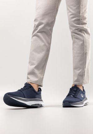 Giesswein CURVE MAX - Walkingschuh - ocean blue