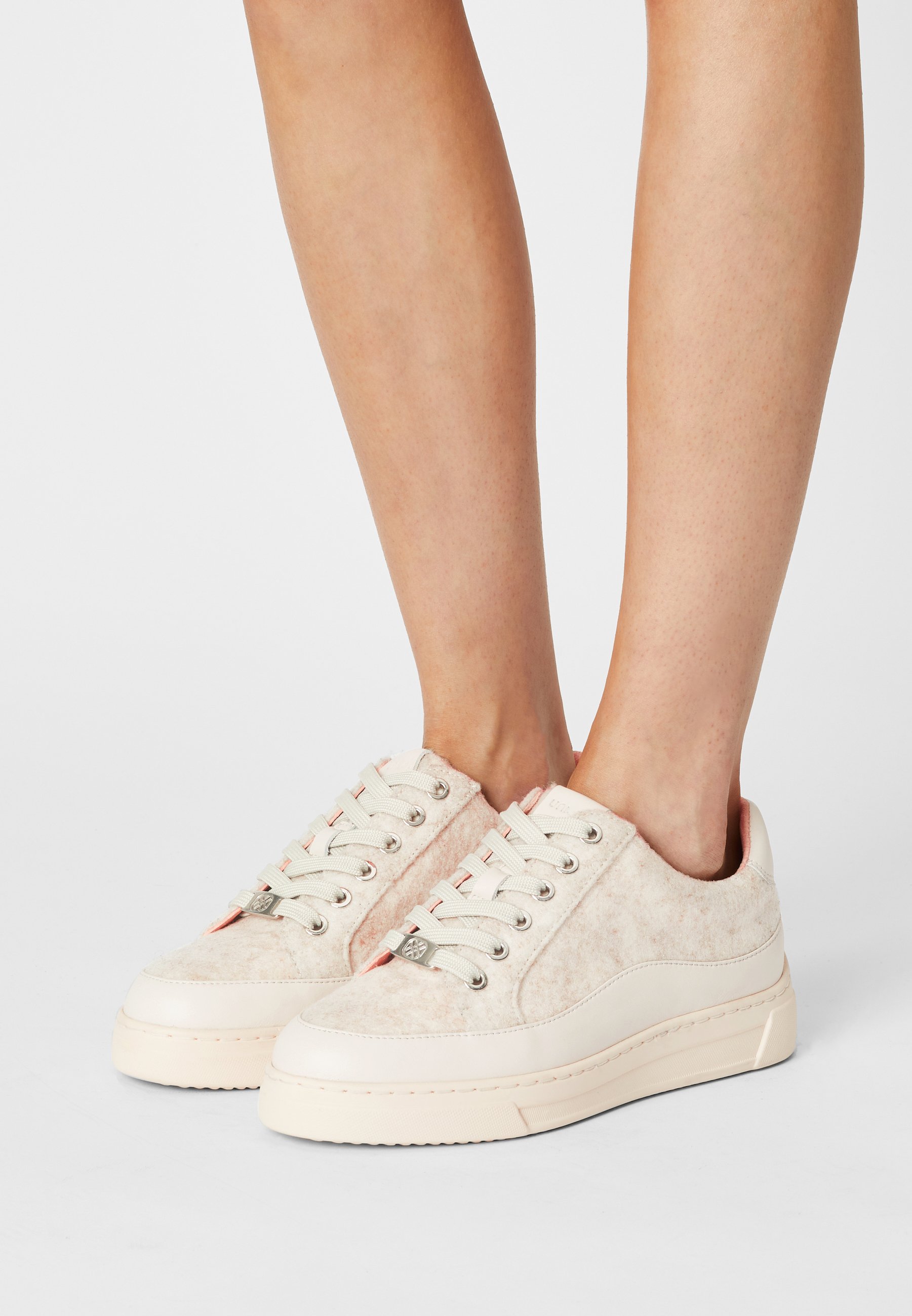 unisa white trainers