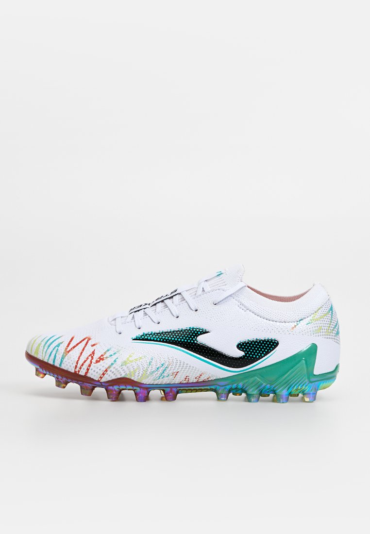 Zapatillas fútbol para césped artificial