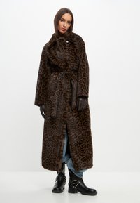 Cesare Gaspari - REVERSIBLE LONG - Winter coat - black leopard Thumbnail Image 1
