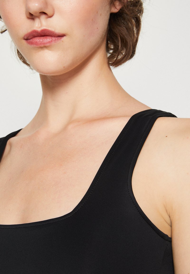 tank top maxi dress