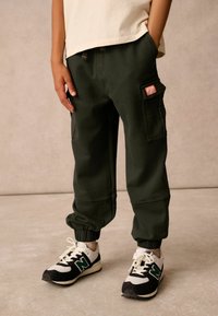 Superdry REGULAR FIT  - Tracksuit bottoms - khaki green