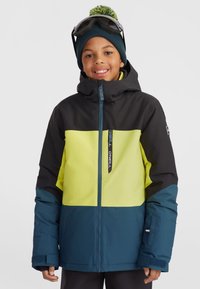 Veste de ski noire, jaune et teal avec capuche, dotée d'un devant zippé, de détails de logo et d'un tissu texturé. Convient pour les temps froids.