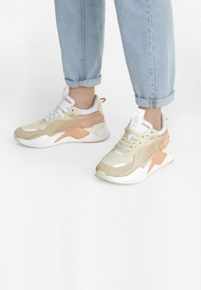 RS-X REINVENT - Sneaker low - eggnog-apricot blush