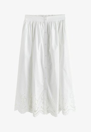 Valge midi seelik, millel on ees nööpidega sulgur, kogutud vöökoht ja laineline serv, mis on kaunistatud lillaõie tikkimisega.