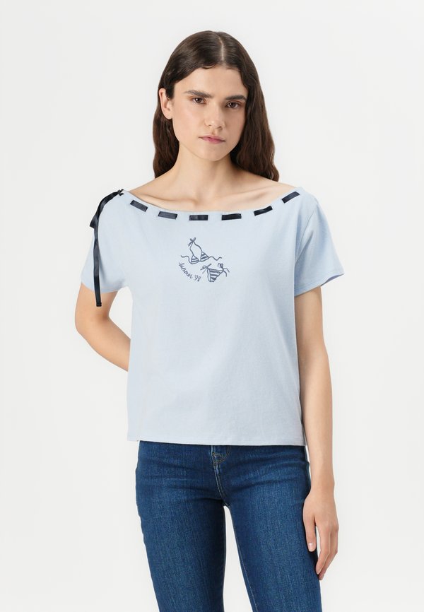 FLARE DION - Flared Jeans2