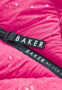Baker by Ted Baker SHOWER RESISTANT PADDED - REGULAR FIT - Vinterfrakke - pink