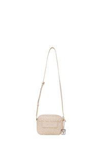 Borsa a spalla trapuntata beige, di forma rettangolare, con motivologhopersonalizzato a rilievo, tracolla regolabile e un charm decorativo in argento.