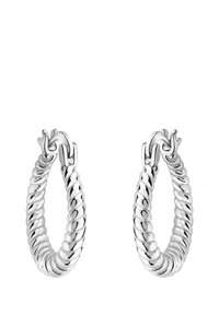 Silvervridna hoops-örhängen med ett rep-design, polerad yta och rundad form med en säker stängning.