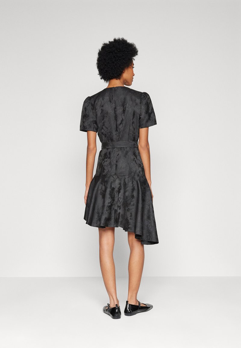 dkny asymmetrical hem dress - Shift dress Patrón de vestido de noche vintage 100% polyester. Men's Black Slim Fit Color:Raw Sienna