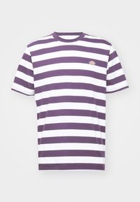 Unselected, plum perfect