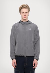 EA7 Emporio Armani TRAIN CORE JACKET - Lengva striukė - volcanic glass