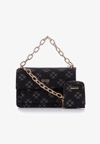 Seleccionado, black