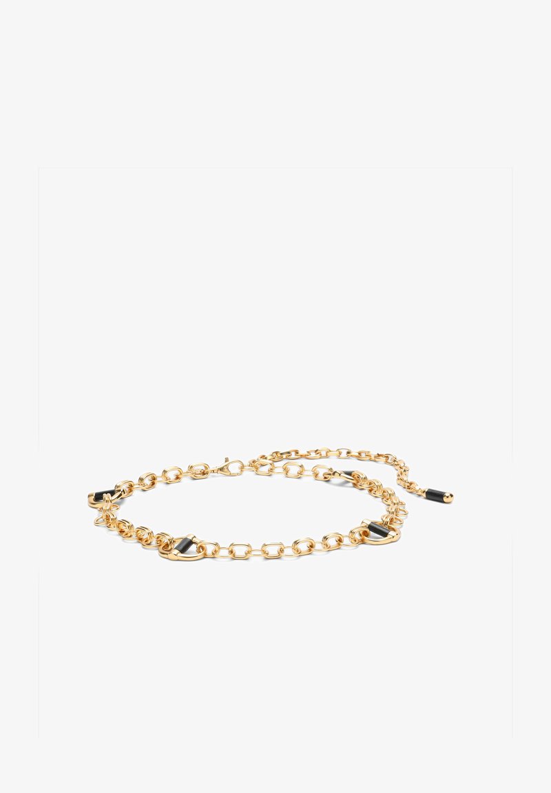 Collar de cadena de oro con eslabones ovalados, que presenta piezas negras de acento y un cierre seguro. Textura suave con un acabado brillante.