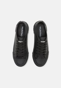 Valentino ARON - Sportcipő - black